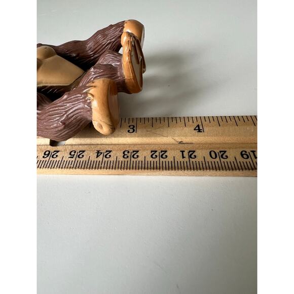 Rainforest Café Gorilla Ape Figure Toy 2000 - Picture 4 of 4